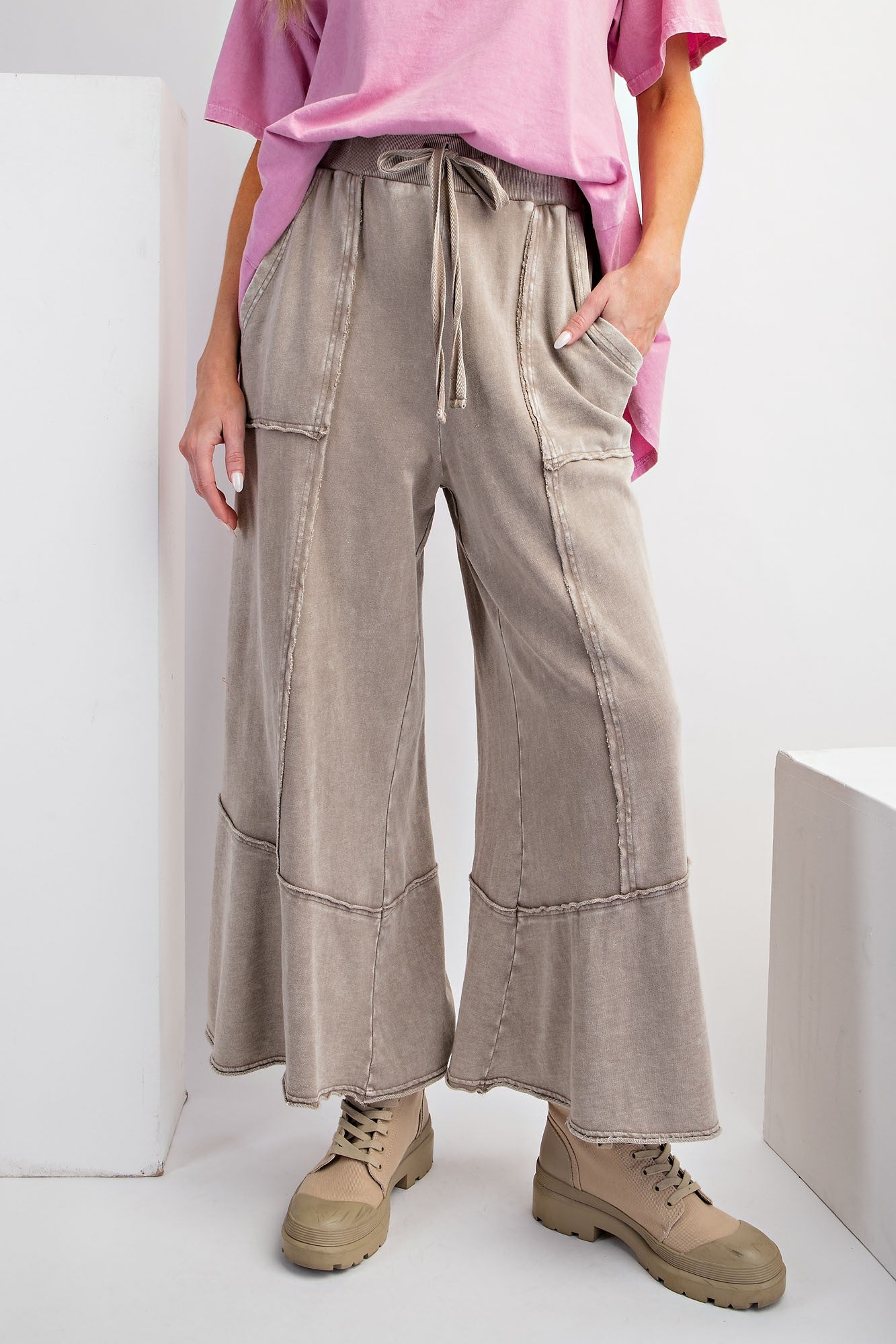 Feeling Good Wide Leg Pants